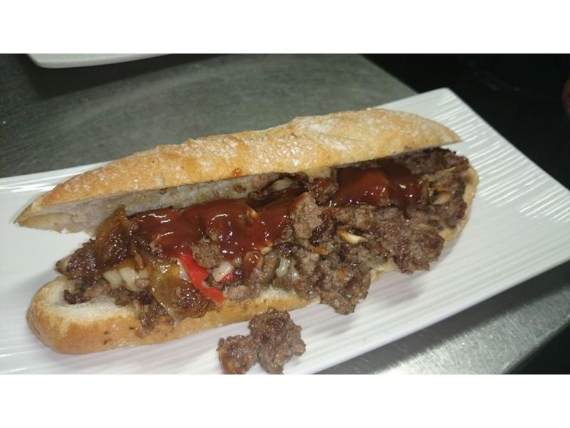 Hamburguesas y bocadillos: Tapas y comida casera de Tapería Rasudir Hamburguesas y bocadillos: Tapas y comida casera de Tapería Rasudir