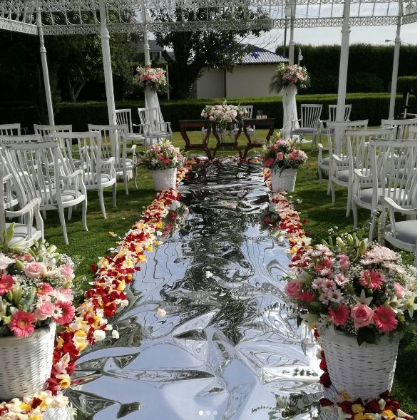 Decoración de eventos: Servicios de Floristería La Ilusión Decoración de eventos: Servicios de Floristería La Ilusión