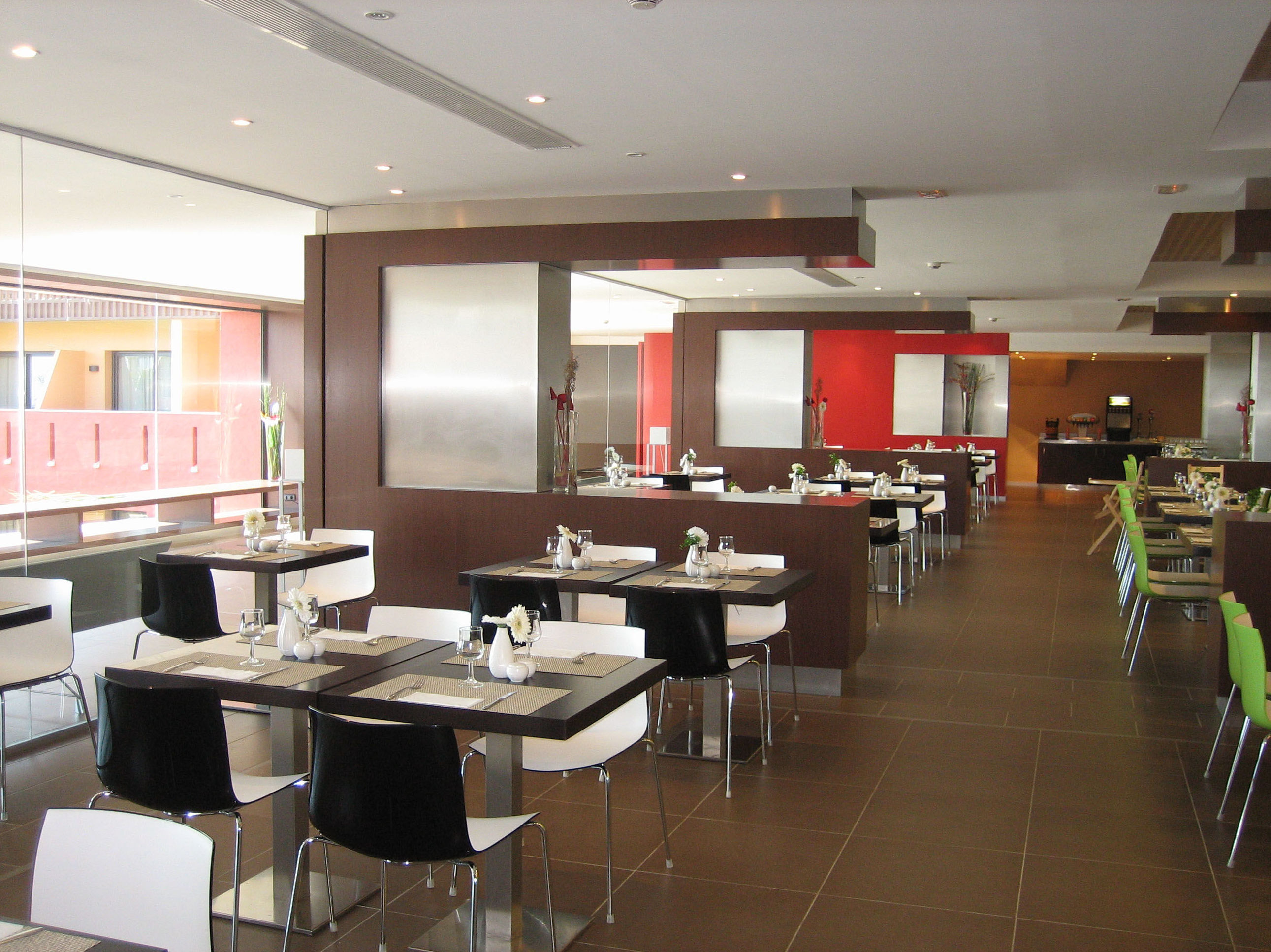 HOTEL CALAS DE CONIL ****: Proyectos de VILCHES ARQUITECTOS S.L.P HOTEL CALAS DE CONIL ****: Proyectos de VILCHES ARQUITECTOS S.L.P