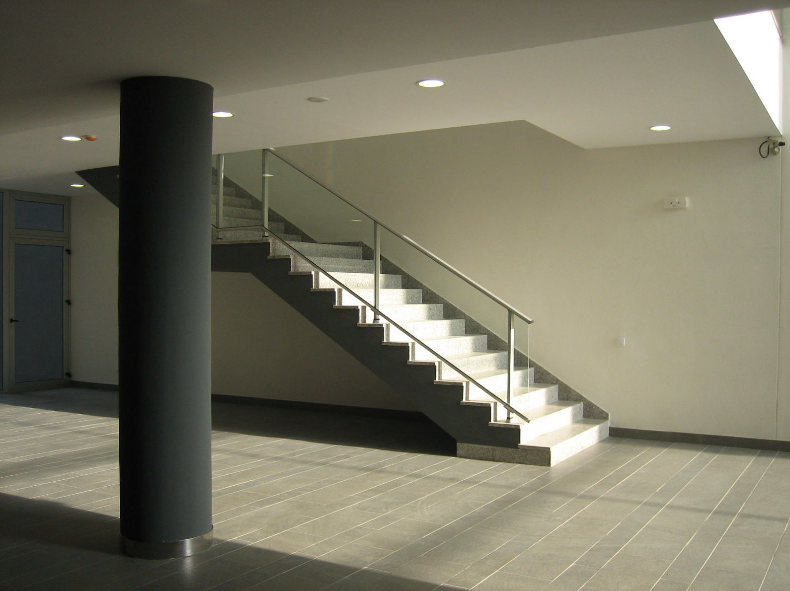 EDIFICIO ASTARTÉ: Proyectos de VILCHES ARQUITECTOS S.L.P EDIFICIO ASTARTÉ: Proyectos de VILCHES ARQUITECTOS S.L.P