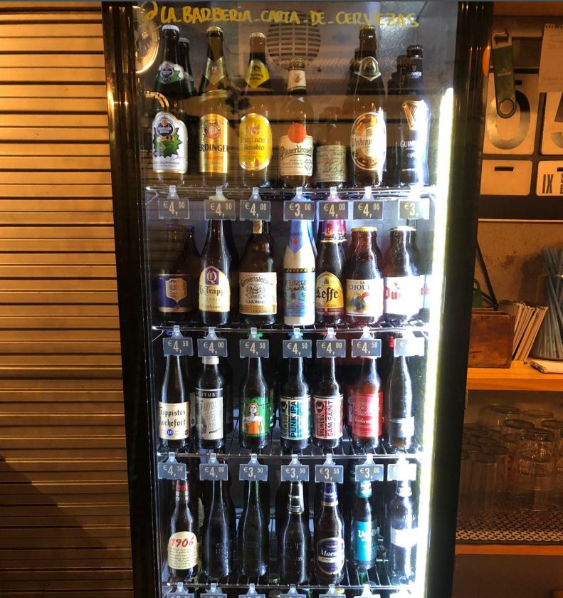 Cervezas del Mundo: Nuestra Carta de La Barbería Baeza Cervezas del Mundo: Nuestra Carta de La Barbería Baeza