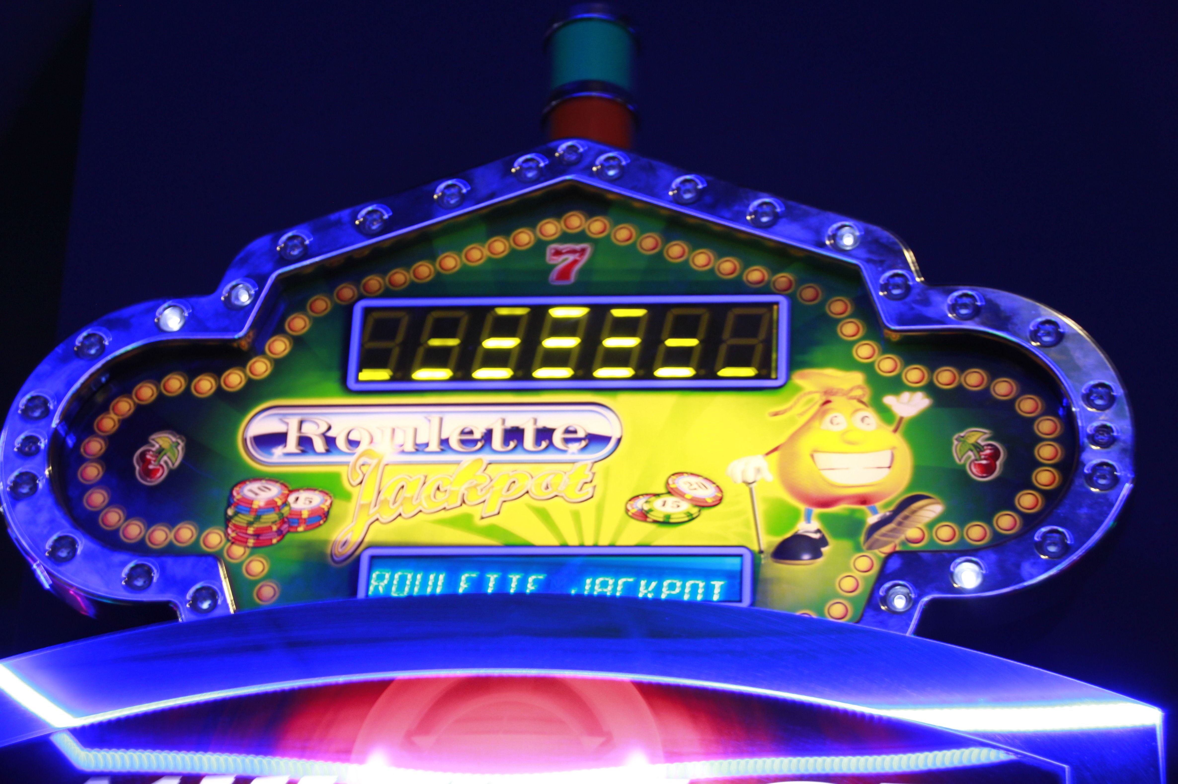 Jackpots: Salones de juego de Serrano Gaming Jackpots: Salones de juego de Serrano Gaming