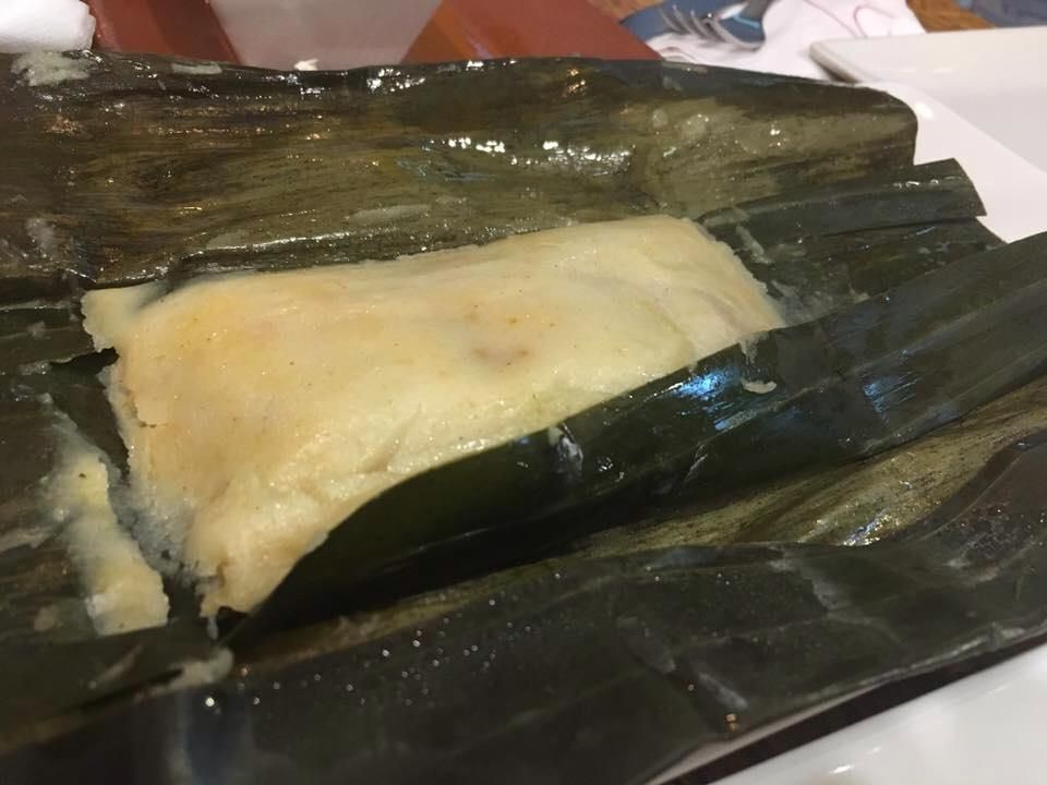 Tamales Oaxagueños en hojas de plátanos: Carta de Cantina La Catrina Tamales Oaxagueños en hojas de plátanos: Carta de Cantina La Catrina