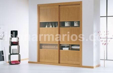 ARMARIO PUERTAS CORREDERAS MELAMINA Y CRISTAL TRANSPARENTE ARMARIO PUERTAS CORREDERAS MELAMINA Y CRISTAL TRANSPARENTE
