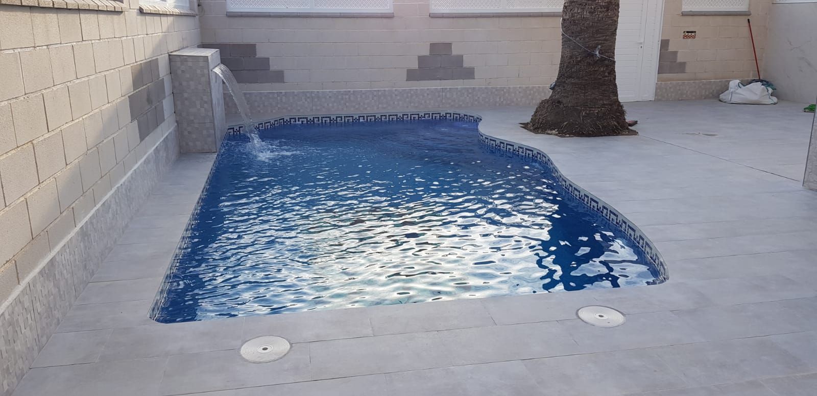 Construcción de piscinas: Servicios de Piscinas Padilla, S.L. Construcción de piscinas: Servicios de Piscinas Padilla, S.L.