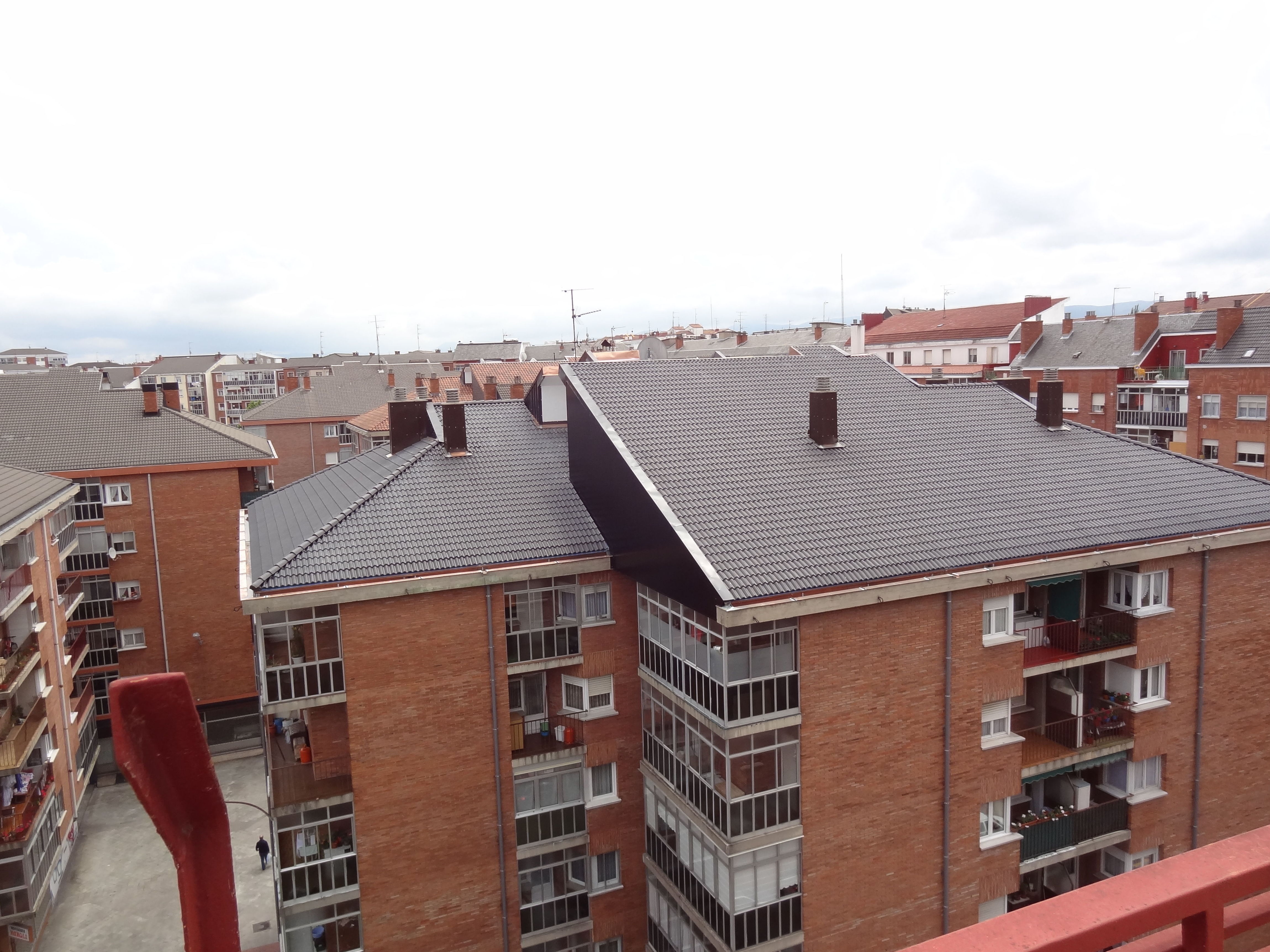 Rehabilitación de tejado en Calle Santa Isabel, 8, Vitoria-Gasteiz