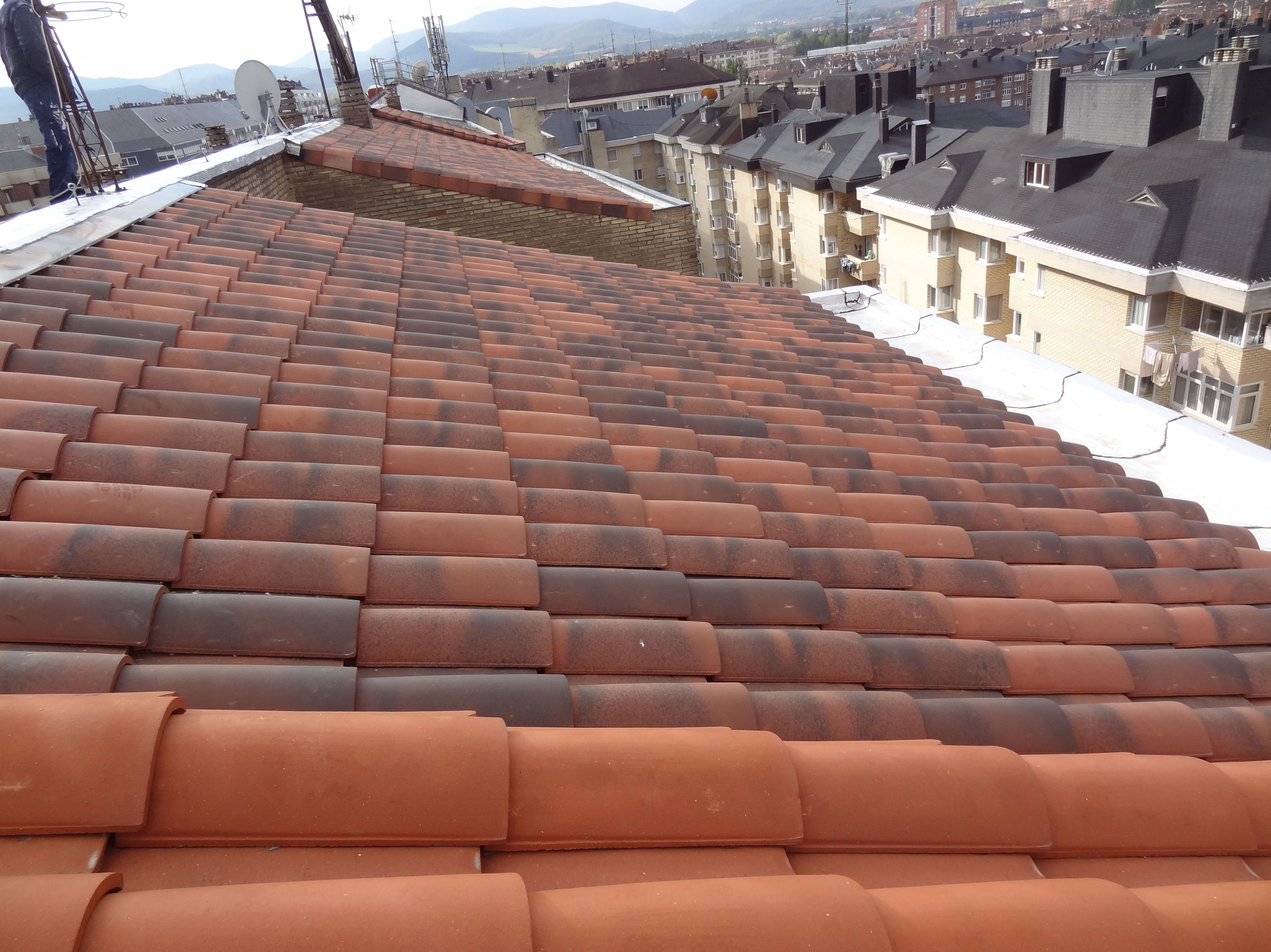 Rehabilitación de tejado en Av. Gasteiz, 51, Vitoria-Gasteiz, después de la obra