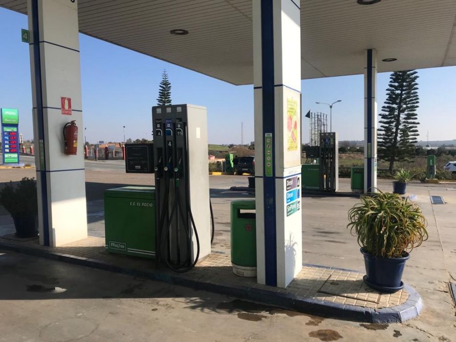Gasolina, diésel, extradiésel y biodiésel: Servicios de Estación De Servicio El Rocío Gasolina, diésel, extradiésel y biodiésel: Servicios de Estación De Servicio El Rocío