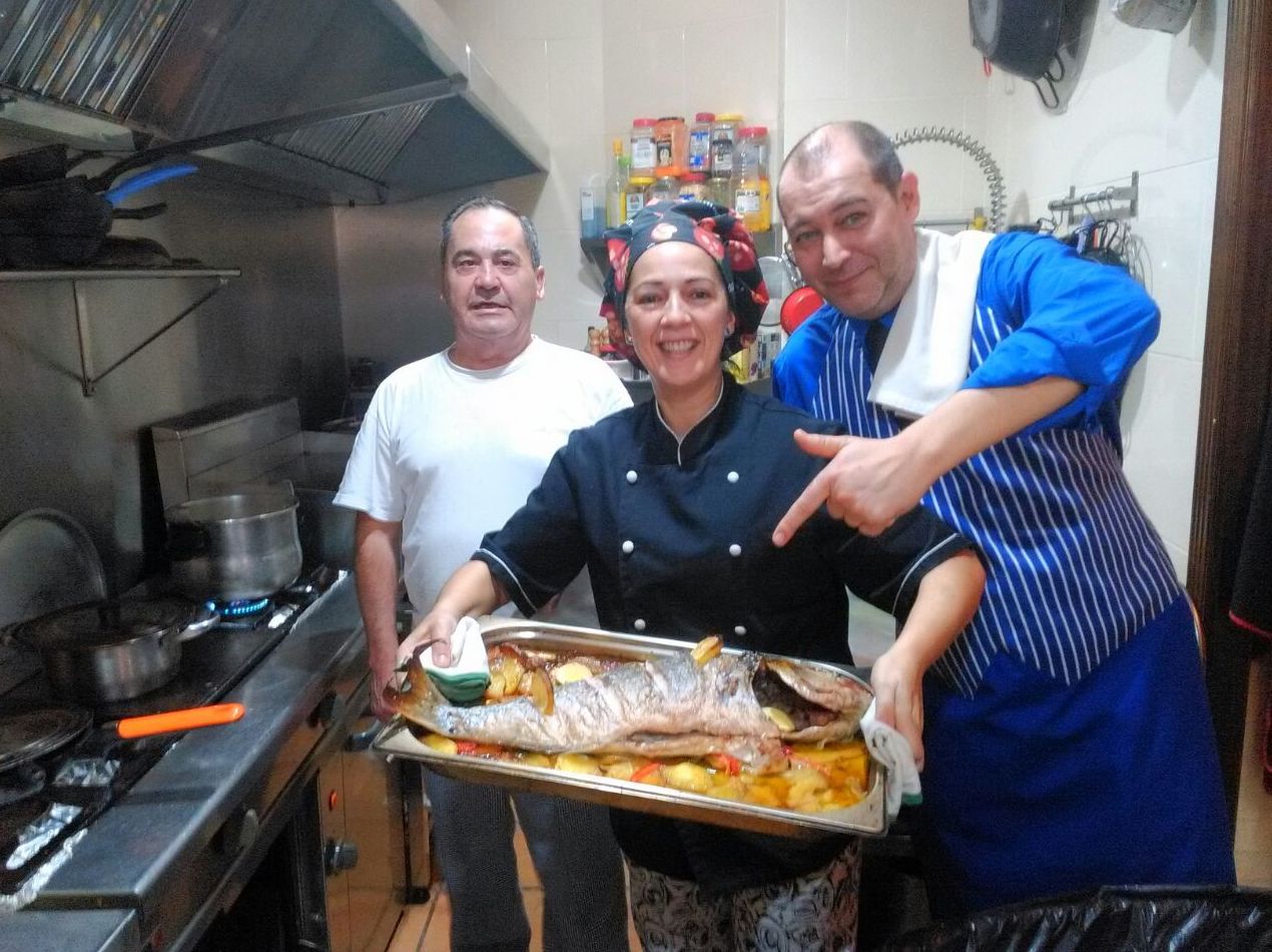 Pescados y Mariscos: Carta de Casa Loren Pescados y Mariscos: Carta de Casa Loren