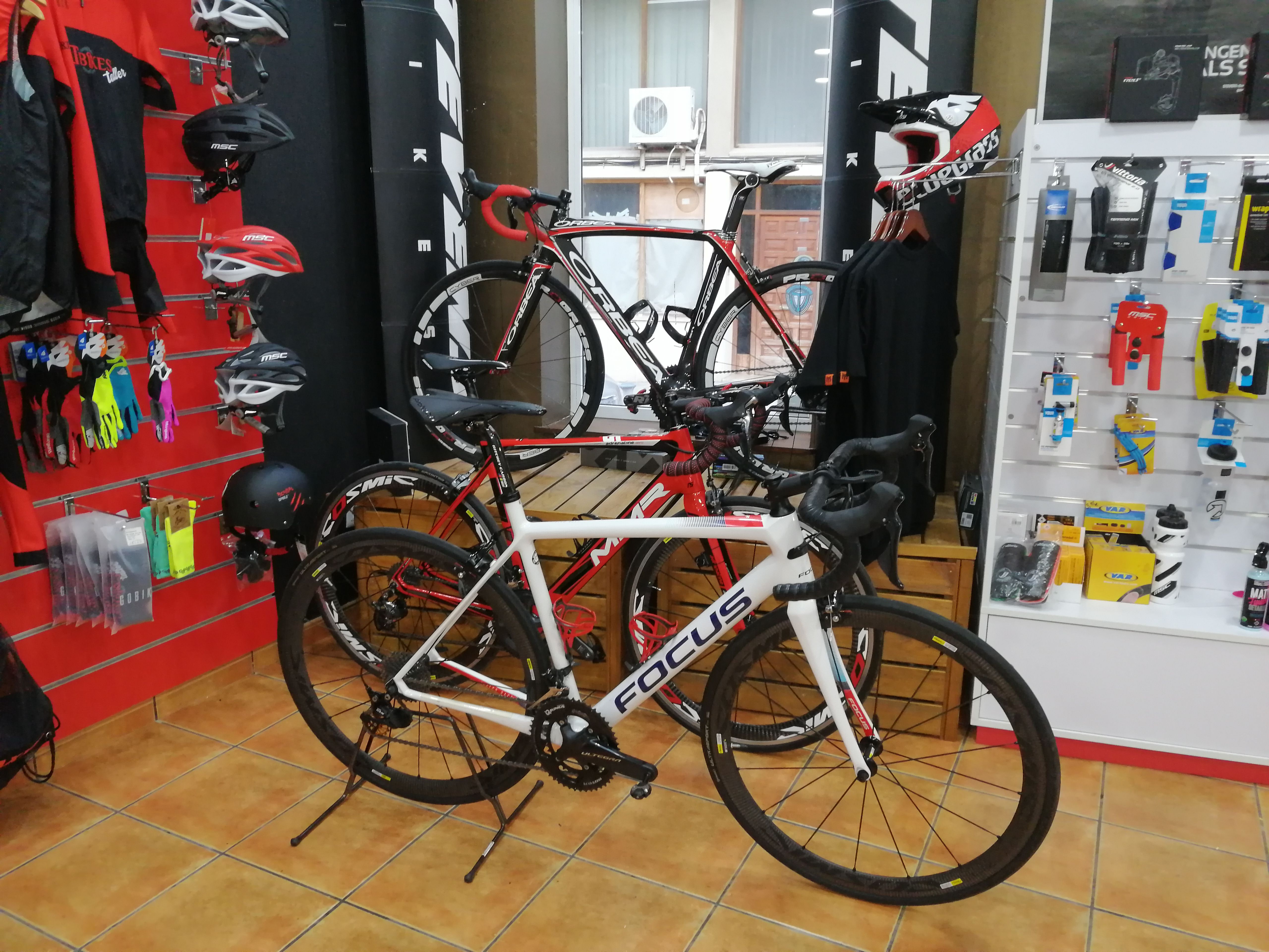 Tienda: Servicios de Artbikes Tienda: Servicios de Artbikes