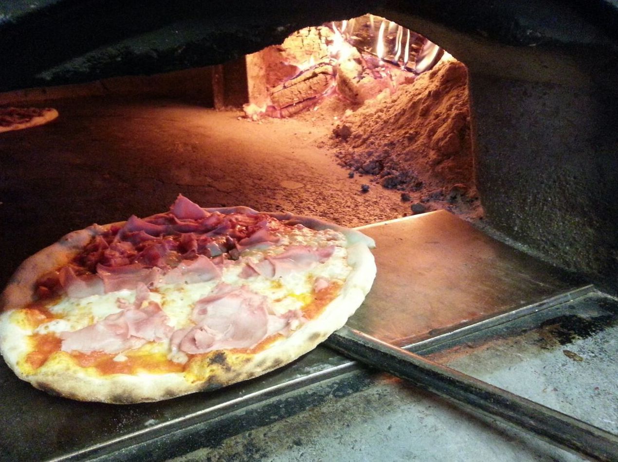 Pizzas clásicas: Carta de Pizzería Oasis Pizzas clásicas: Carta de Pizzería Oasis