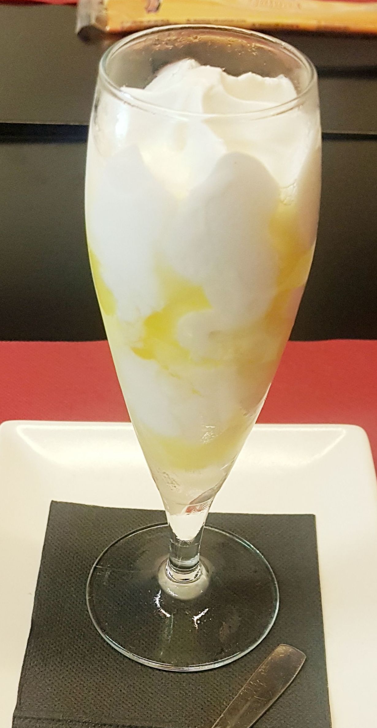 flute de limoncello en Badalona, Barcelona flute de limoncello en Badalona, Barcelona