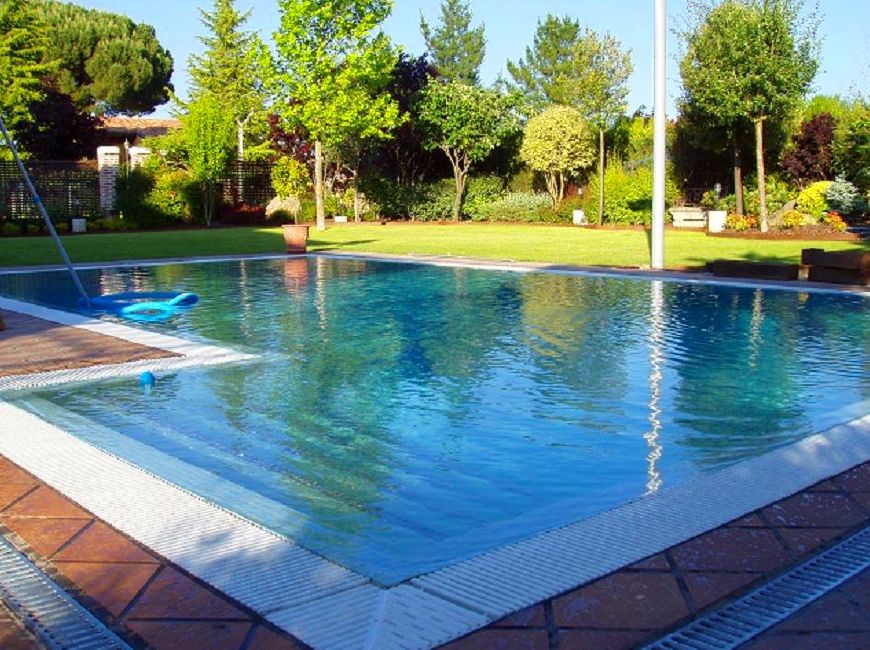 CONSTRUCCIÓN DE PISCINAS: PRODUCTOS Y SERVICIOS de Instalaciones Deportivas Isidoro, S.L. CONSTRUCCIÓN DE PISCINAS: PRODUCTOS Y SERVICIOS de Instalaciones Deportivas Isidoro, S.L.