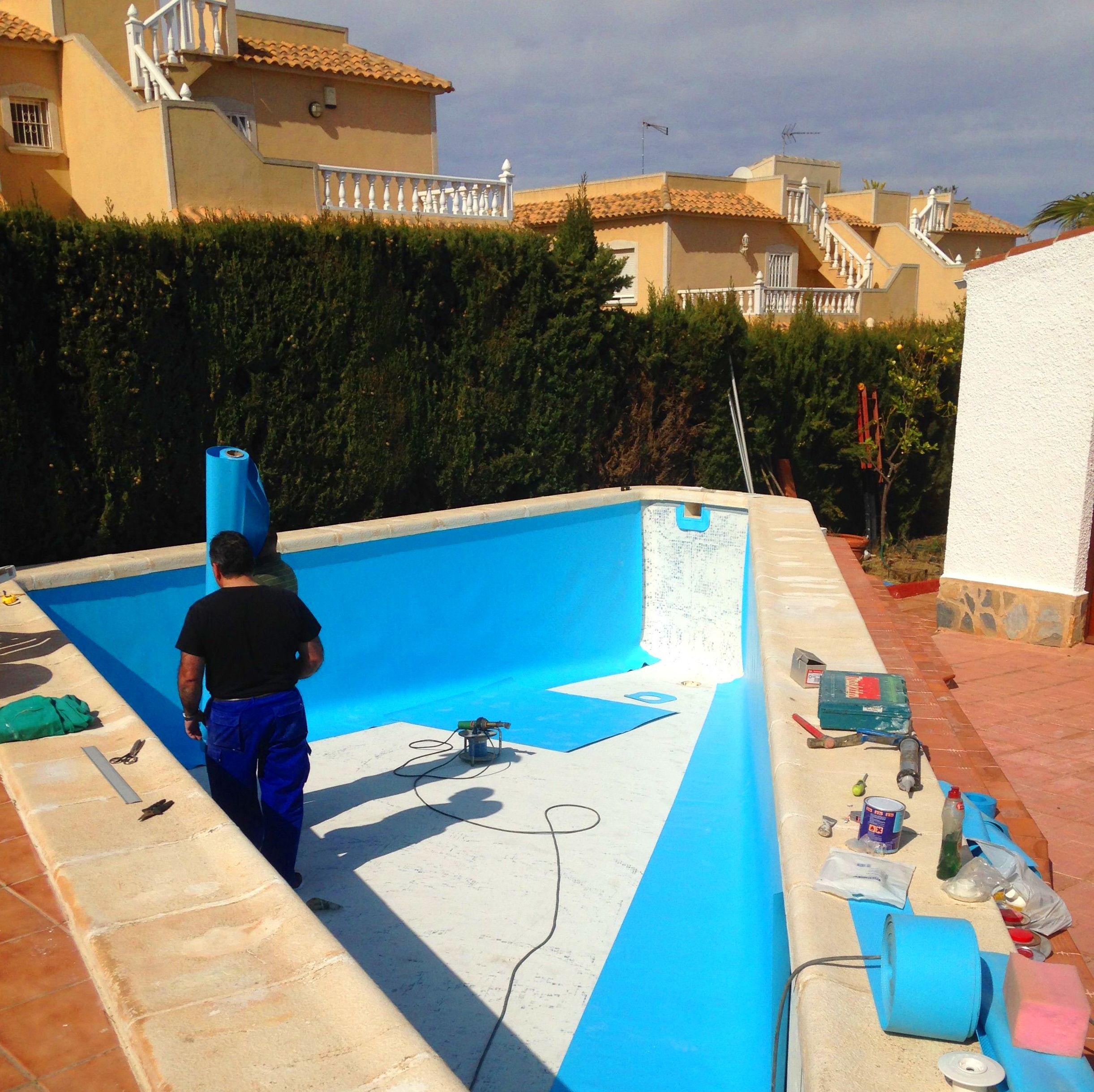 Reforma piscina con PVC Reforma piscina con PVC