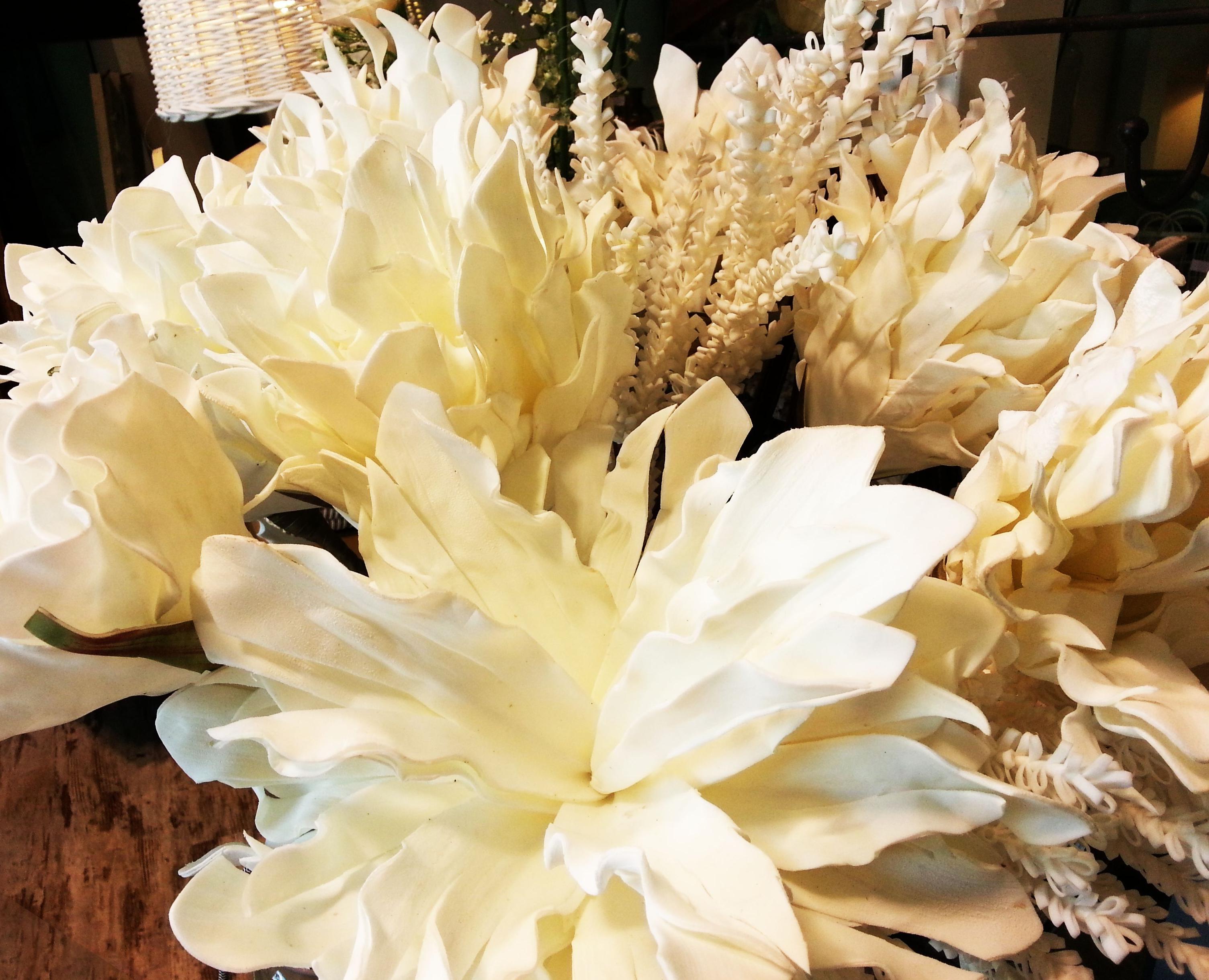 Flor de Foam Grande Blanca: COLECCIONES de Casa Nativa