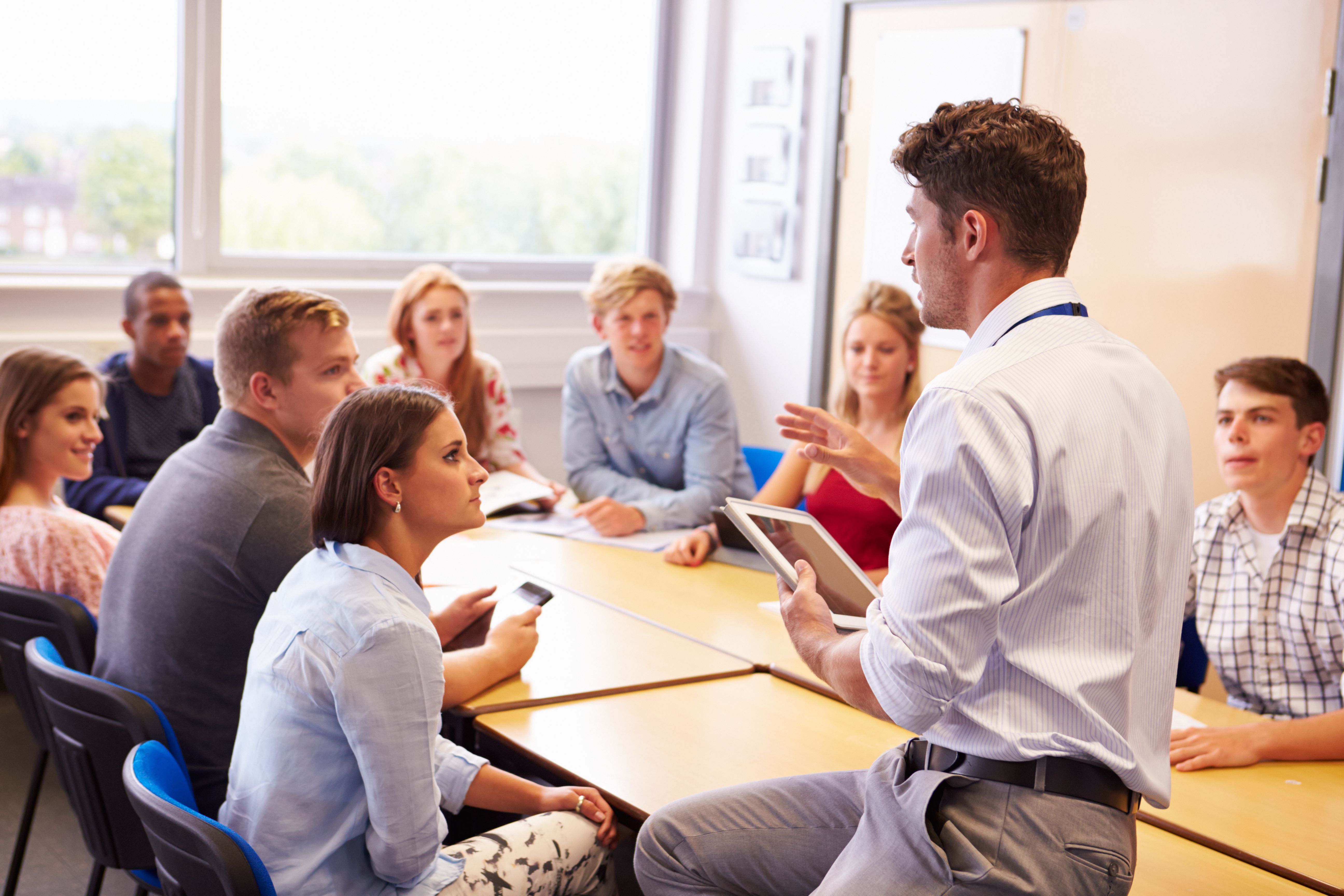 Clases de inglés: Academia de idiomas de LEIN'S SCHOOL Clases de inglés: Academia de idiomas de LEIN'S SCHOOL