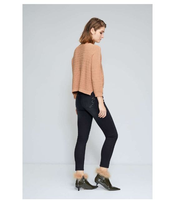 Lolitas pantalón jeans negro con pedrería Lolitas pantalón jeans negro con pedrería