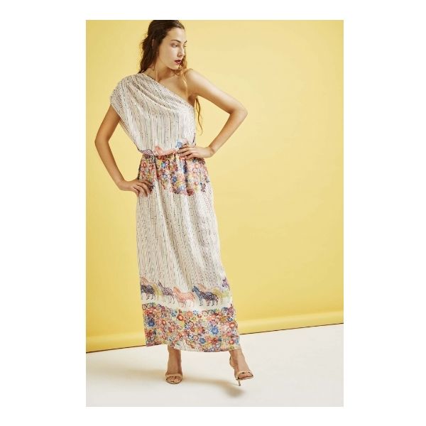 Dolores Promesas vestido beige escote asimétrico con estampado de animales Dolores Promesas vestido beige escote asimétrico con estampado de animales
