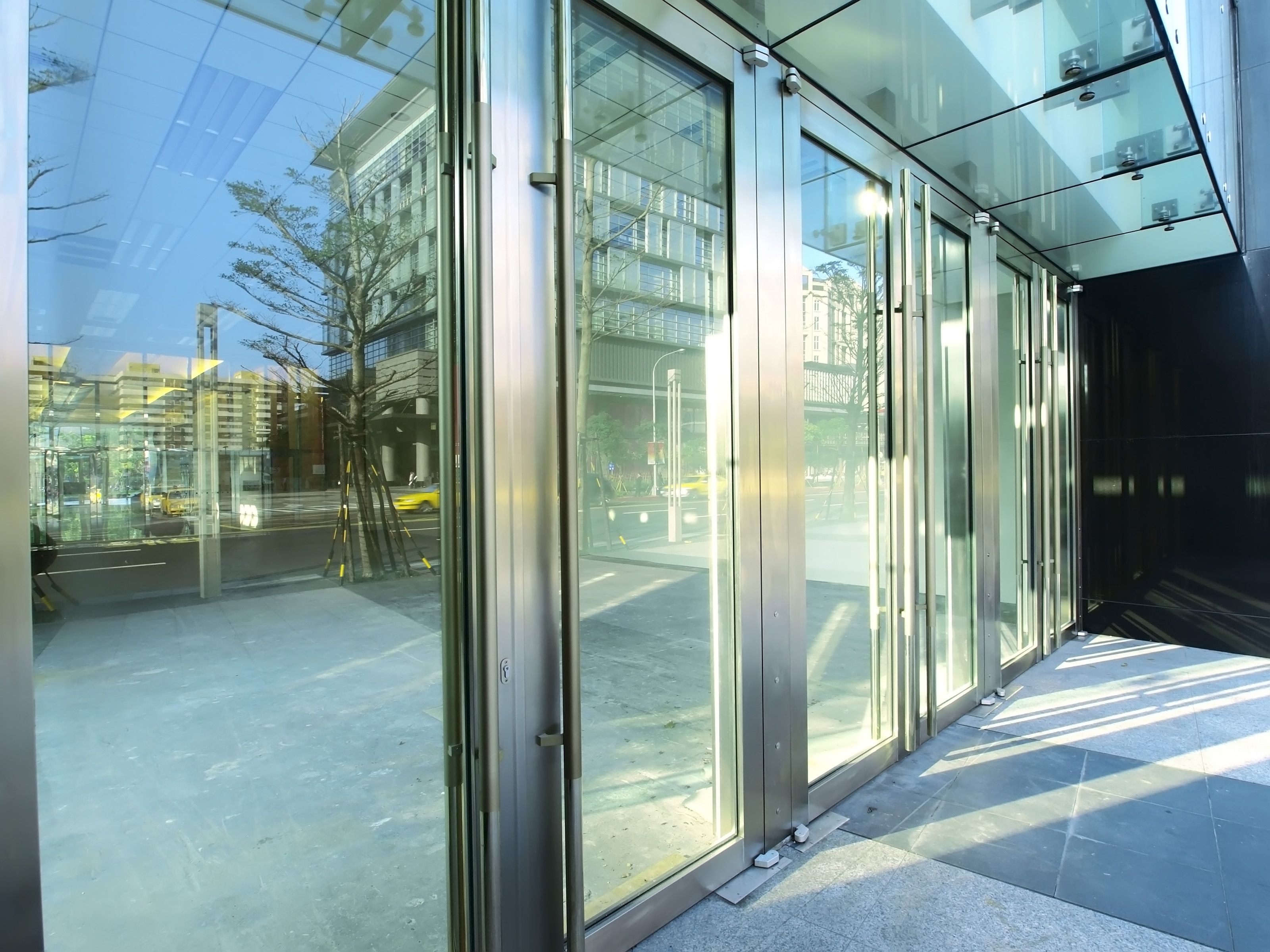 Ventanas de aluminio: Servicios de FensterHaus Ventanas de aluminio: Servicios de FensterHaus
