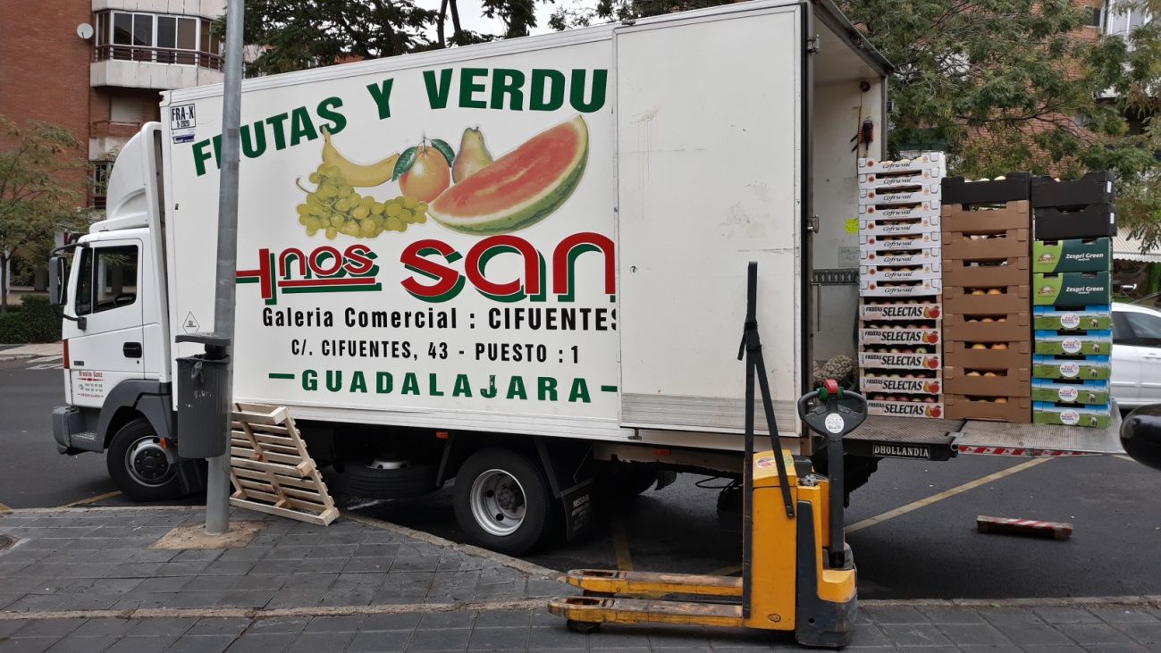 Camión de Frutas Hermanos Sanz