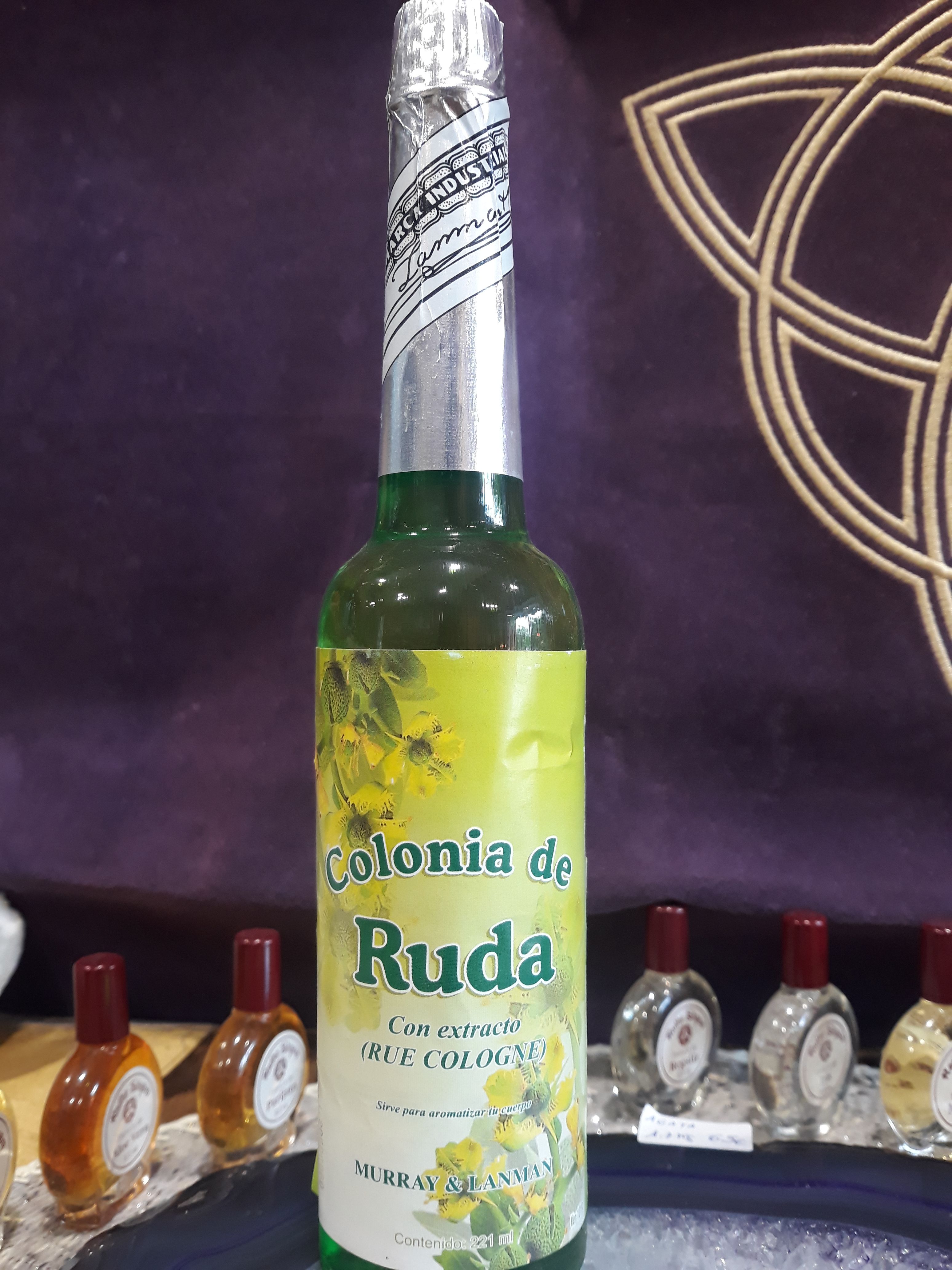 Agua de Ruda: Servicios de Centro M.A. Agua de Ruda: Servicios de Centro M.A.