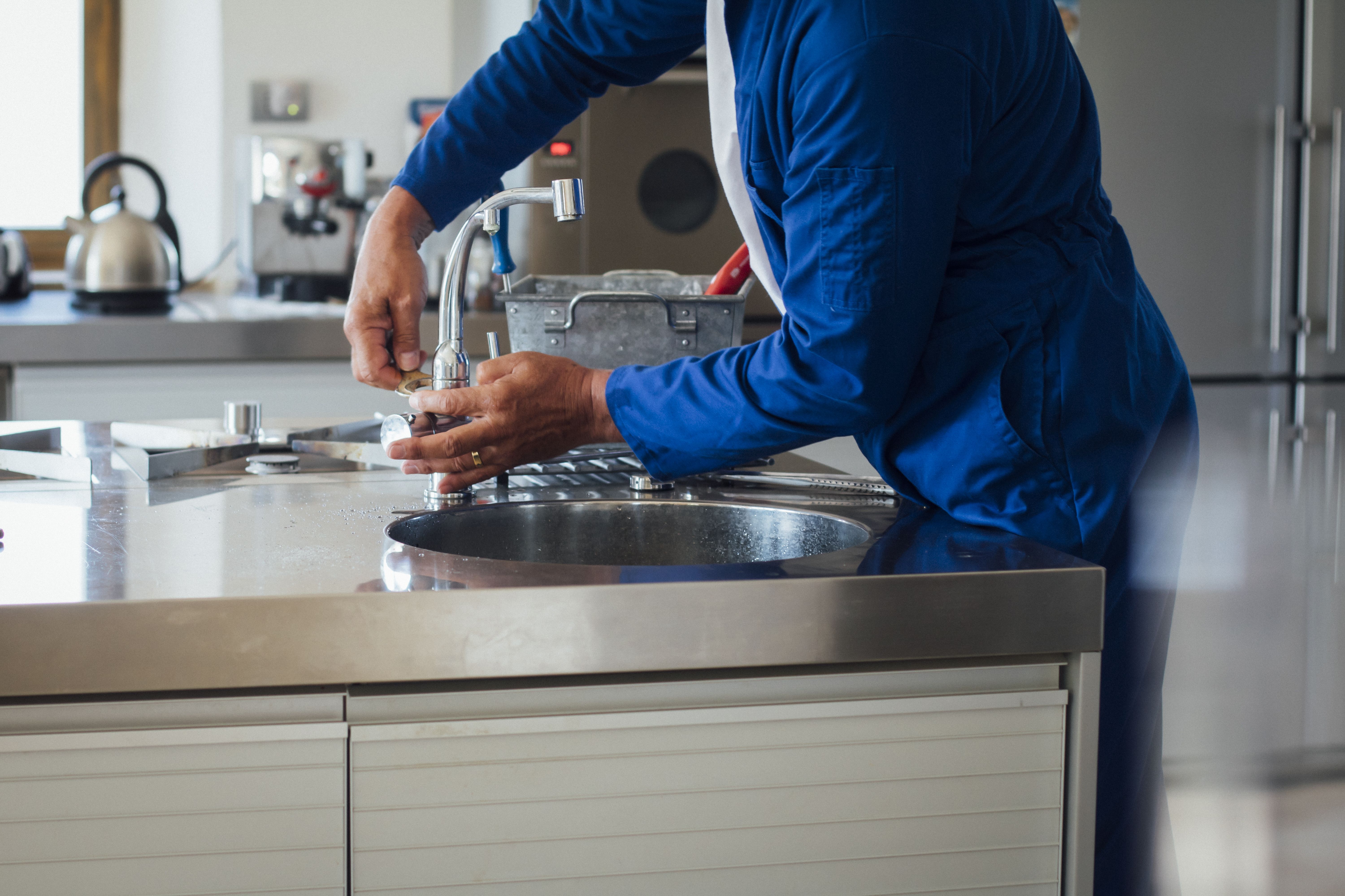 Reparaciones de fontanería: Servicios de Reformas Julián Reparaciones de fontanería: Servicios de Reformas Julián