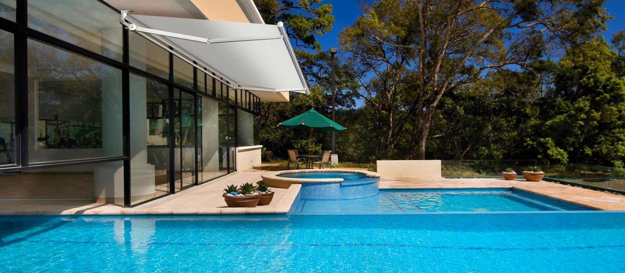 Toldo brazo articulado: Productos de Doble-A Toldo brazo articulado: Productos de Doble-A