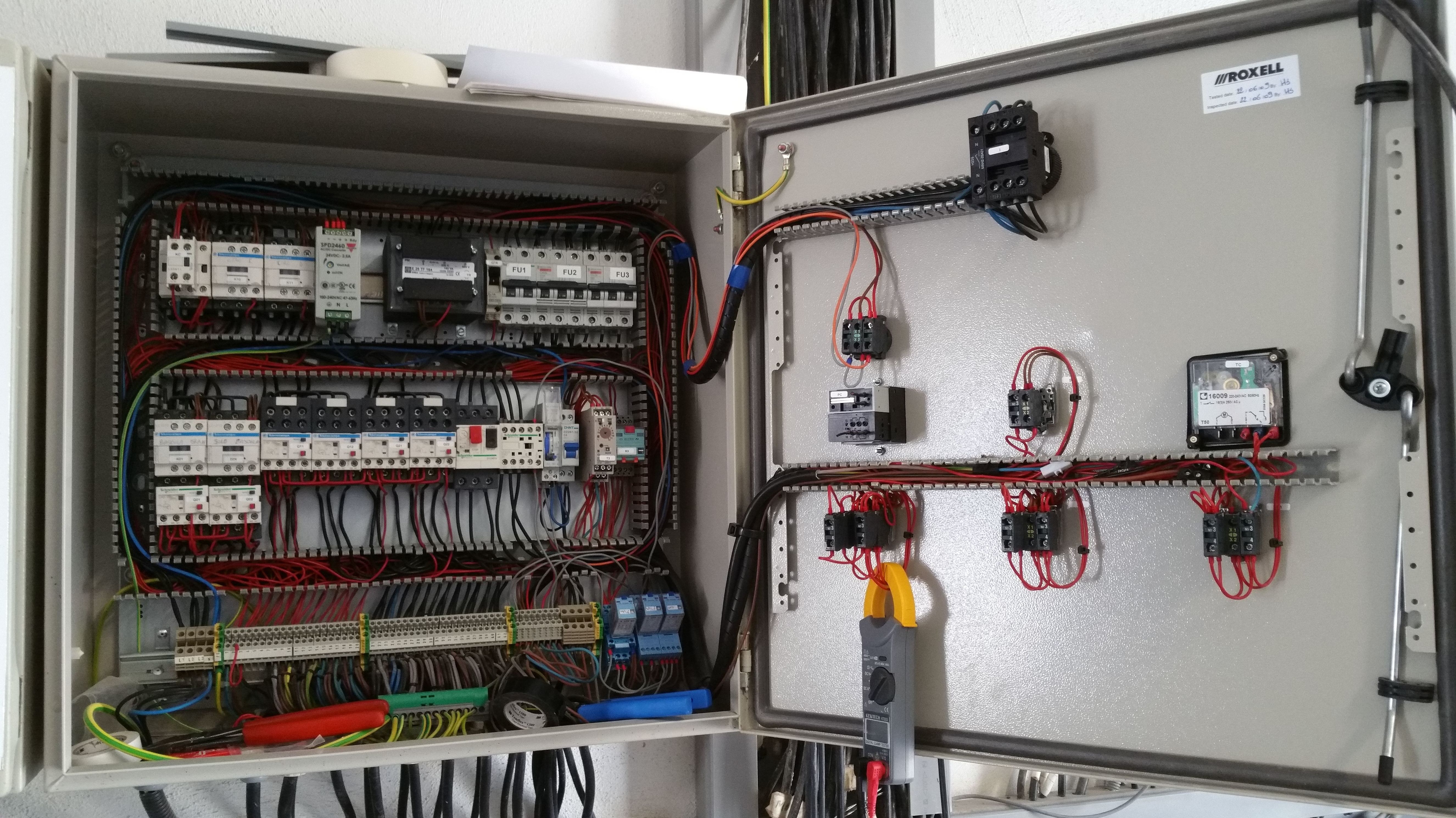 ELECTRICITAT: Servicios de InstalQuerol ELECTRICITAT: Servicios de InstalQuerol