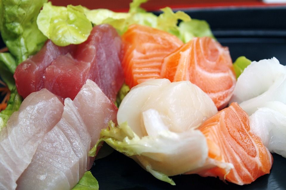 Sashimi (8 cortes): Carta de GRAN OLEADA Sashimi (8 cortes): Carta de GRAN OLEADA