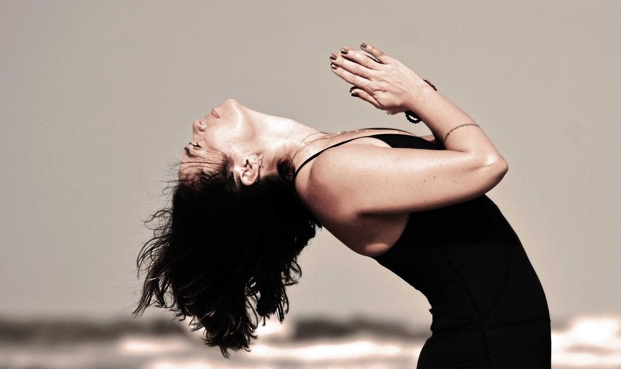 Vinyasa: Clases, horarios y precios de Vedanta Yoga Vinyasa: Clases, horarios y precios de Vedanta Yoga