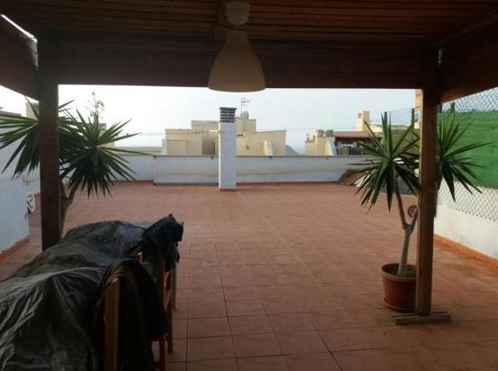 Ático de 2 dormitorios en San Isidro - 158.000€: Alquiler y venta de Inmobiliaria Parque Galeón Ático de 2 dormitorios en San Isidro - 158.000€: Alquiler y venta de Inmobiliaria Parque Galeón
