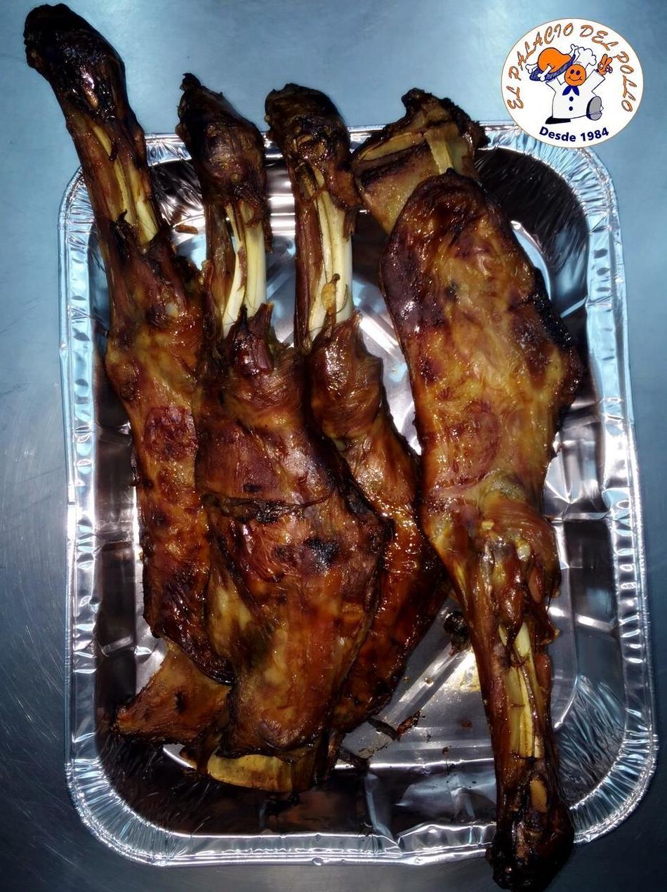 Cordero asado Cordero asado