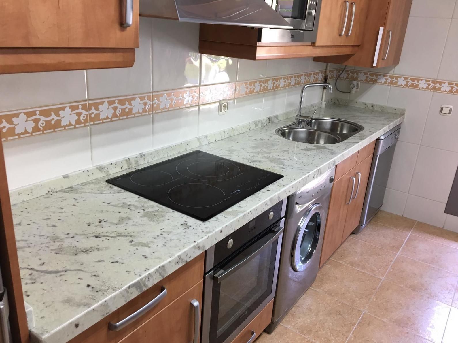 Encimeras cocina: Servicios de Mármoles Zamora Encimeras cocina: Servicios de Mármoles Zamora