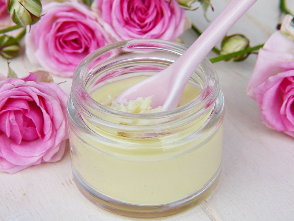 Cosmética especializada: Productos y servicios de Farmacia J. Mendoza Cosmética especializada: Productos y servicios de Farmacia J. Mendoza
