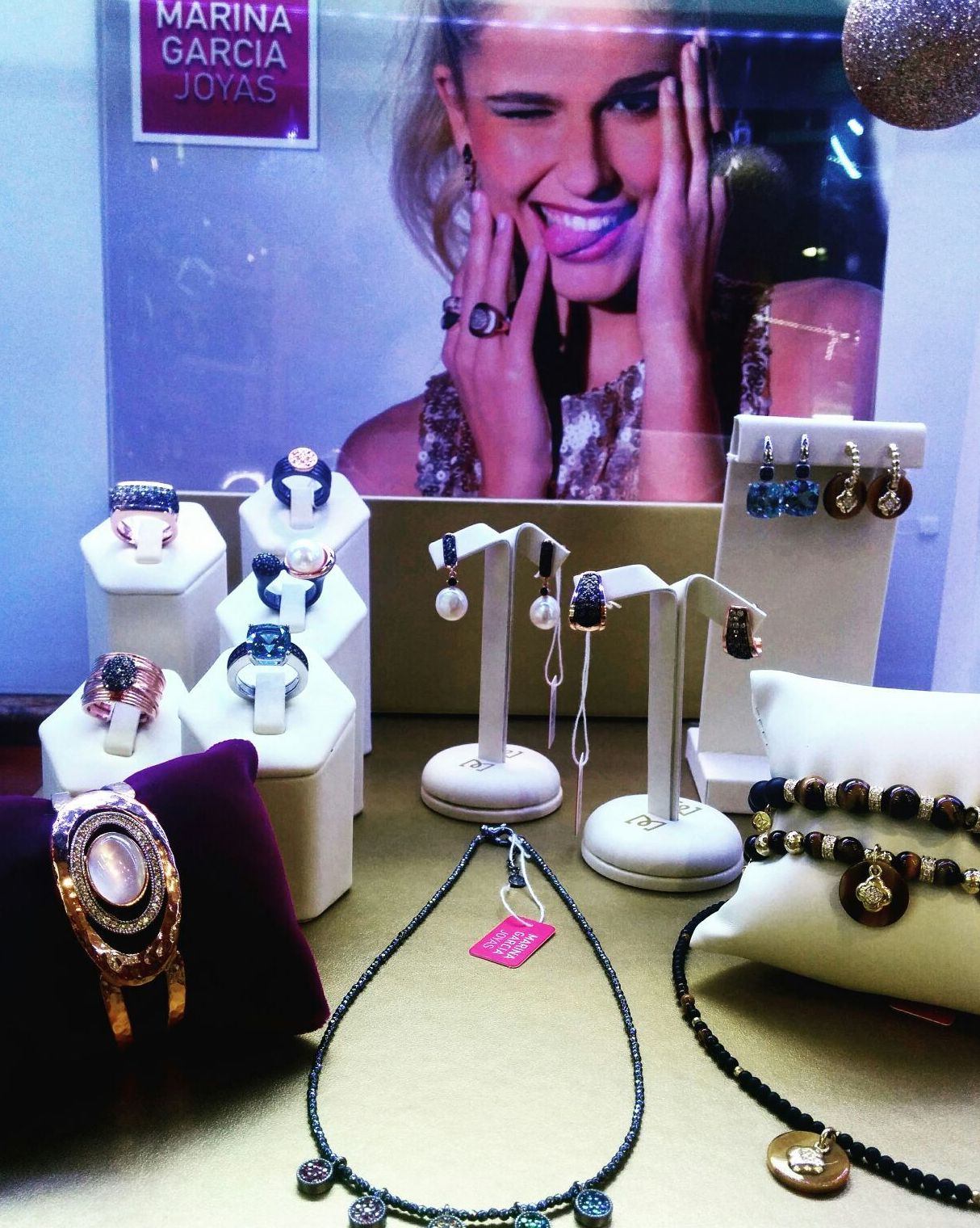 Joyería: Productos y servicios de Óptica Santamaría Joyería: Productos y servicios de Óptica Santamaría