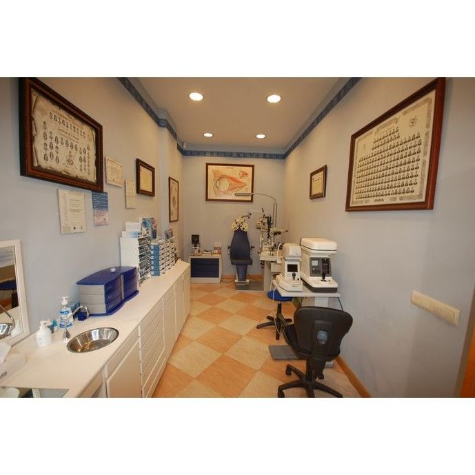 Nuestros servicios: Productos y servicios de Óptica Santamaría Nuestros servicios: Productos y servicios de Óptica Santamaría