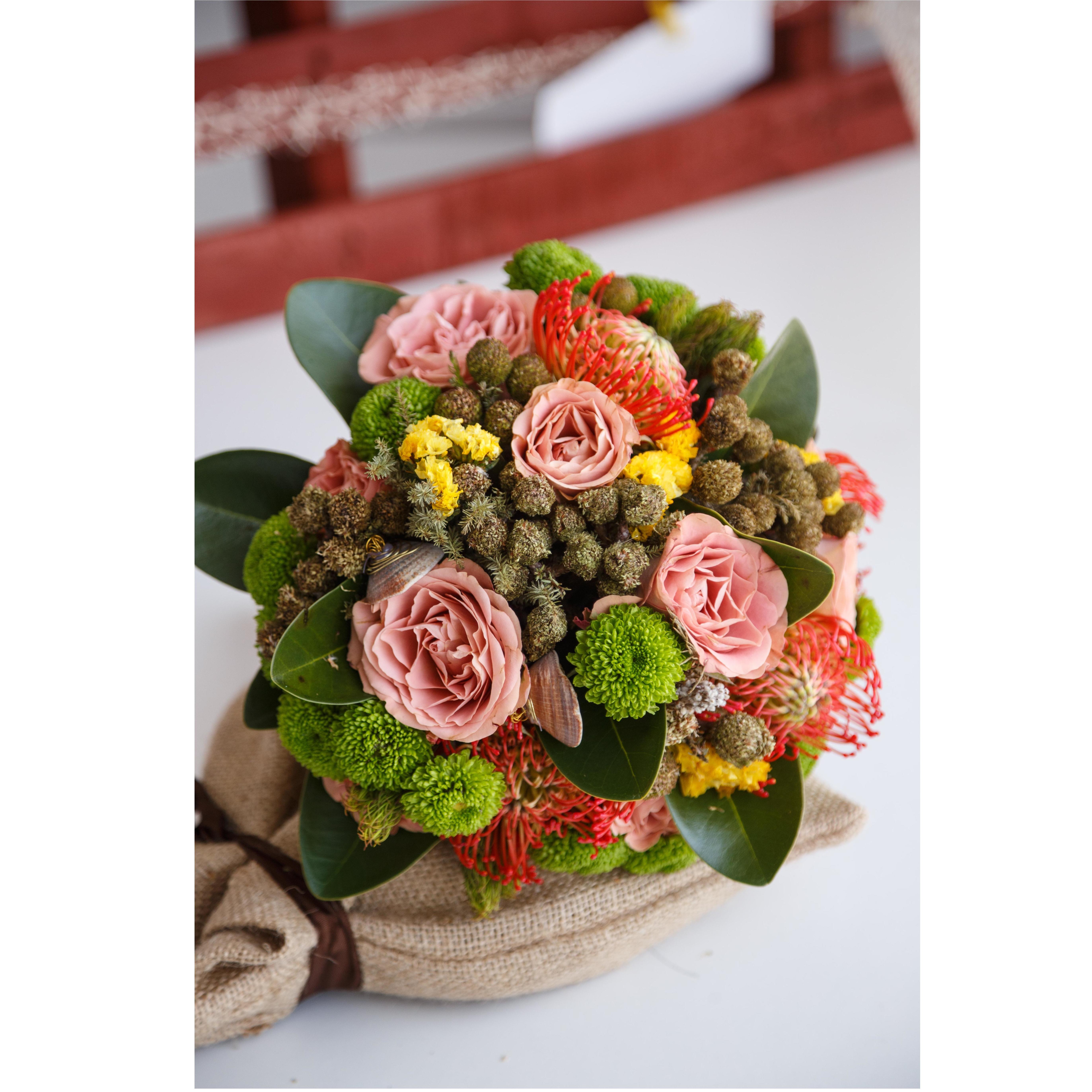 Floral bouquets: Florist de El Jardín de Charlotte Floral bouquets: Florist de El Jardín de Charlotte
