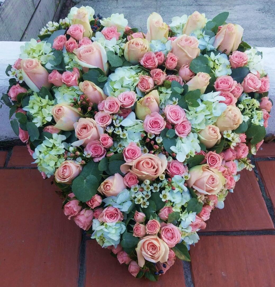 Corazón flores para funeral Corazón flores para funeral
