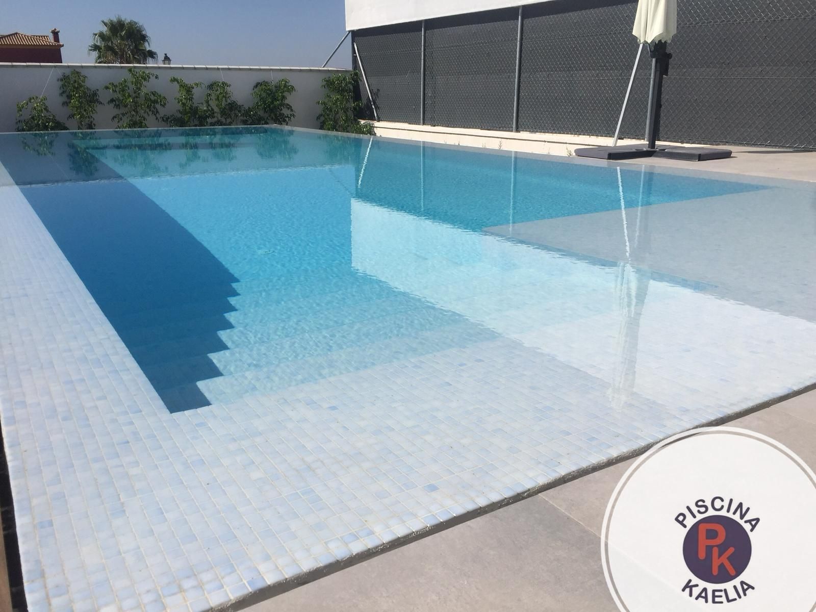 Empresa de diseño y construcción de piscinas en Sevilla