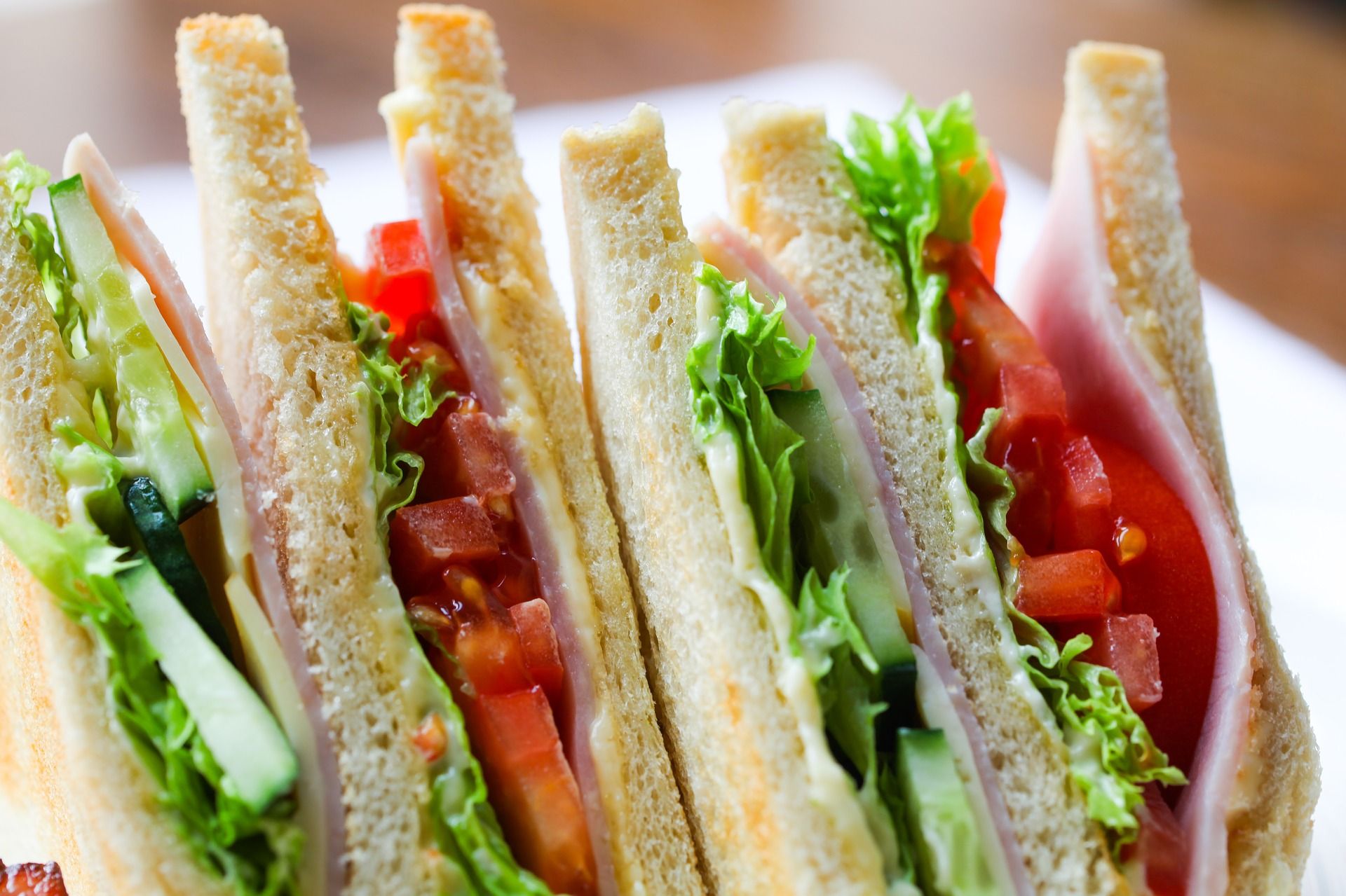 Sándwiches: Nuestra carta de Restaurante La Trufa Sándwiches: Nuestra carta de Restaurante La Trufa