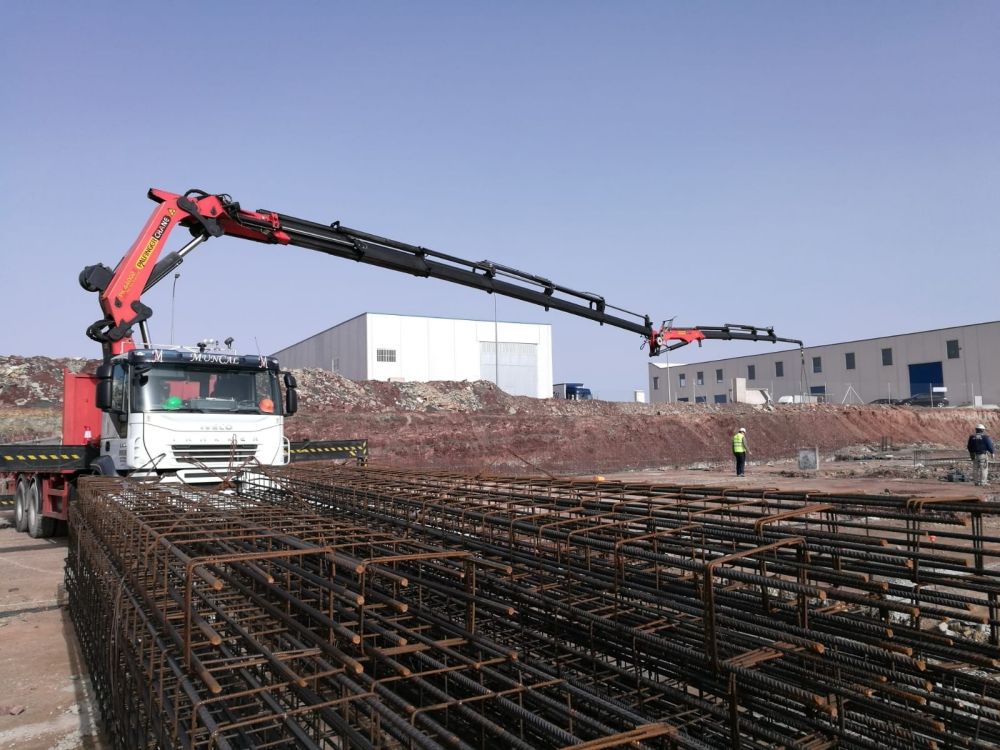 Obras: Servicios de Grúas Muncal Obras: Servicios de Grúas Muncal