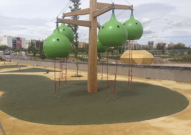 Parques Infantiles de exterior: PRODUCTOS y SERVICIOS de Pavimentos de Caucho Parques Infantiles de exterior: PRODUCTOS y SERVICIOS de Pavimentos de Caucho