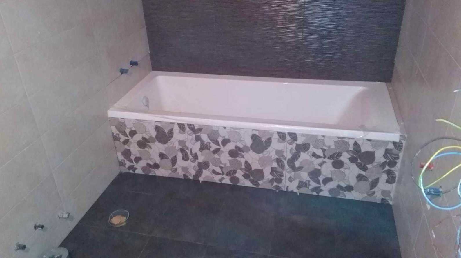 Cambio de bañera por plato de ducha y reforma en baños: Trabajos de Reformas y Construcciones Cabrera Cambio de bañera por plato de ducha y reforma en baños: Trabajos de Reformas y Construcciones Cabrera