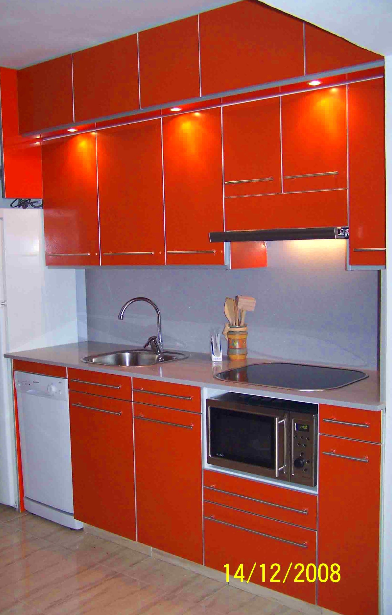 cocina de apartamento color naranja cocina de apartamento color naranja