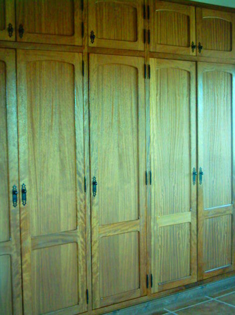 frente armario en madera de iroko frente armario en madera de iroko