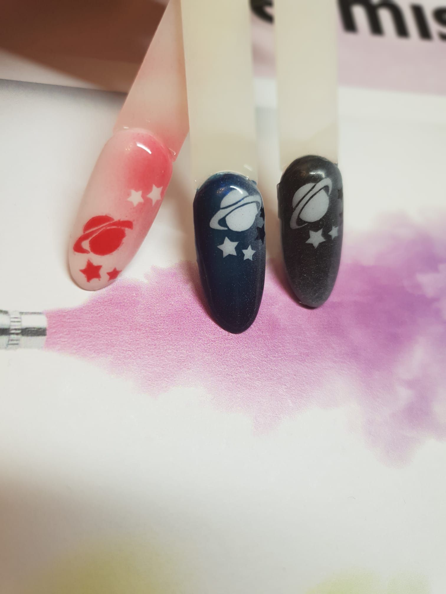 AEROGRAFIA EN UÑAS: de Studio de manicura y maquillaje en Segovia AEROGRAFIA EN UÑAS: de Studio de manicura y maquillaje en Segovia