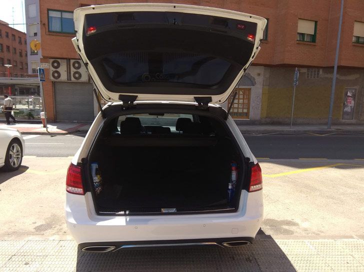 Taxi de 5 plazas: Servicios de Taxi Miranda de Ebro Taxi de 5 plazas: Servicios de Taxi Miranda de Ebro