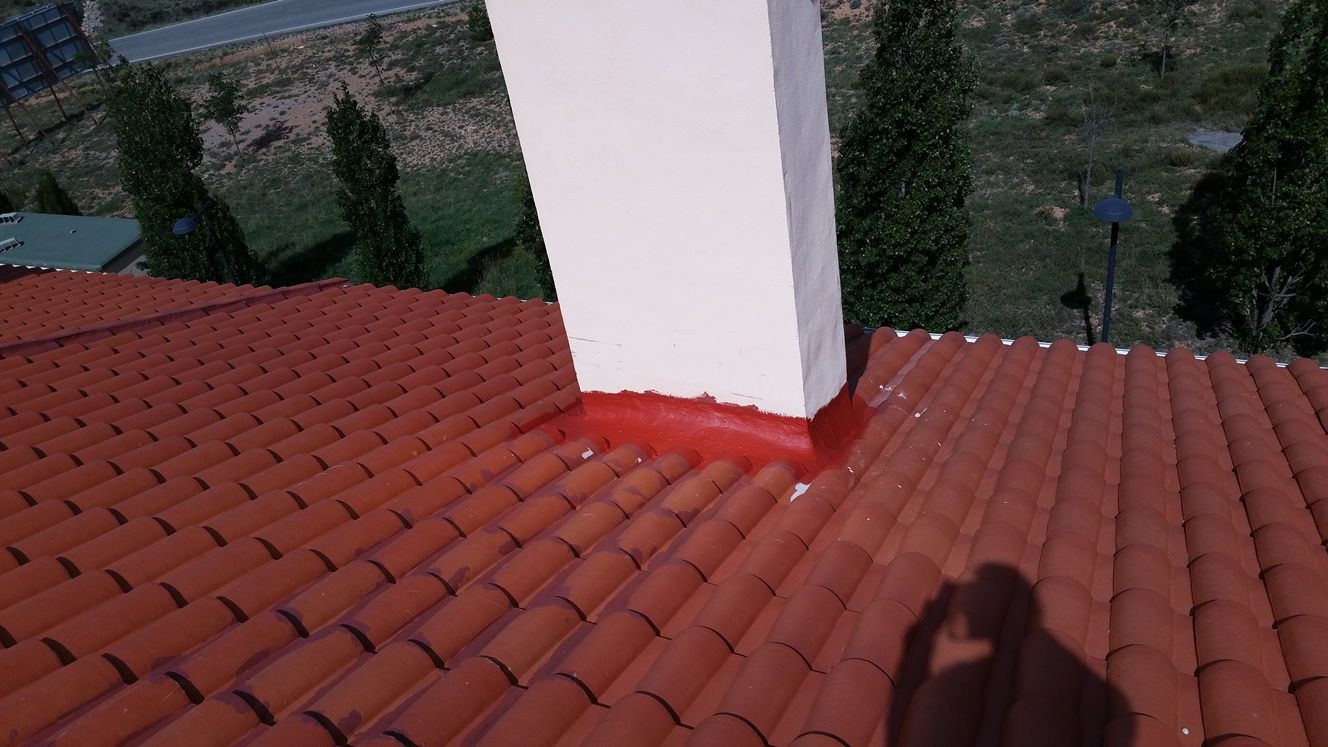 Reparación de tejados: Servicios de Construcciones Mira & Armero S.L