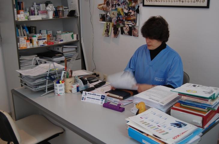 DOCUMENTACIONES: SERVICIOS de C. Veterinario Triana DOCUMENTACIONES: SERVICIOS de C. Veterinario Triana