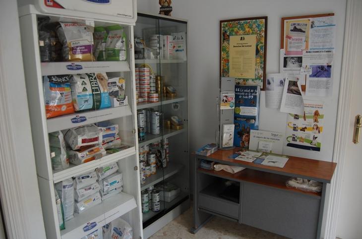 DOCUMENTACIONES: SERVICIOS de C. Veterinario Triana DOCUMENTACIONES: SERVICIOS de C. Veterinario Triana